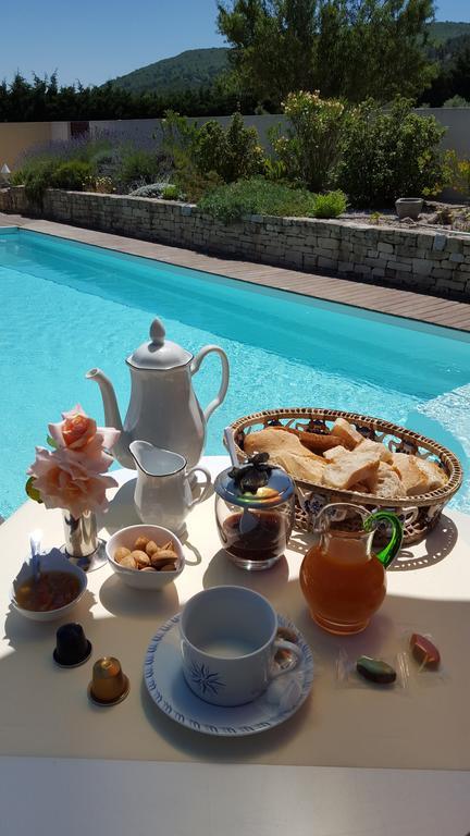 Lamanderie En Provence Bed & Breakfast Alleins Oda fotoğraf